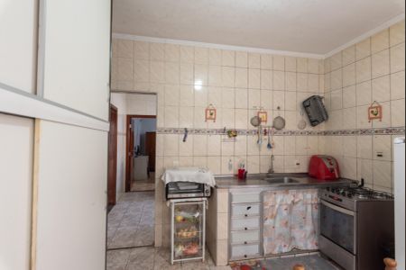 Casa à venda com 164m², 2 quartos e 4 vagas Casa à venda com 164m², 2 quartos e 4 vagasCozinha