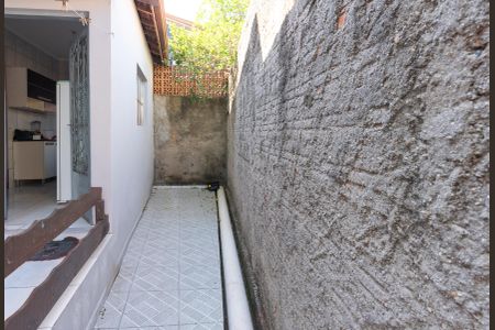 Casa à venda com 164m², 2 quartos e 4 vagas Casa à venda com 164m², 2 quartos e 4 vagasCasa 2- Quintal