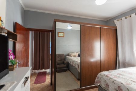 Casa à venda com 164m², 2 quartos e 4 vagas Casa à venda com 164m², 2 quartos e 4 vagasQuarto 1