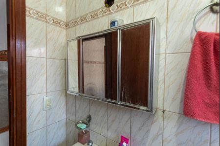 Casa à venda com 164m², 2 quartos e 4 vagas Casa à venda com 164m², 2 quartos e 4 vagasBanheiro da Suíte