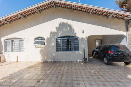 Casa à venda com 164m², 2 quartos e 4 vagas Casa à venda com 164m², 2 quartos e 4 vagasGaragem