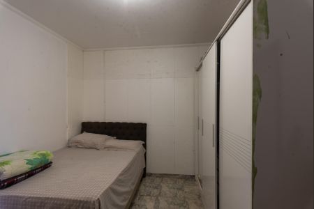 Casa à venda com 164m², 2 quartos e 4 vagas Casa à venda com 164m², 2 quartos e 4 vagasCasa 2- Quarto 2