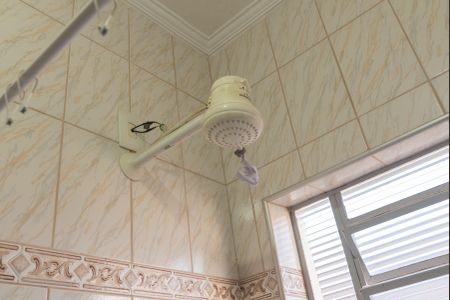 Casa à venda com 164m², 2 quartos e 4 vagas Casa à venda com 164m², 2 quartos e 4 vagasBanheiro da Suíte