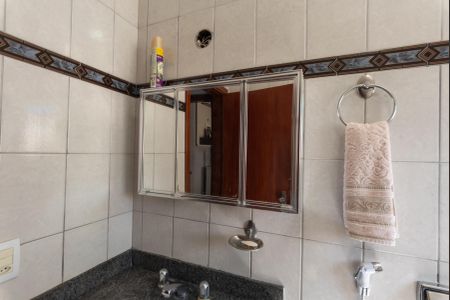 Casa à venda com 164m², 2 quartos e 4 vagas Casa à venda com 164m², 2 quartos e 4 vagasBanheiro