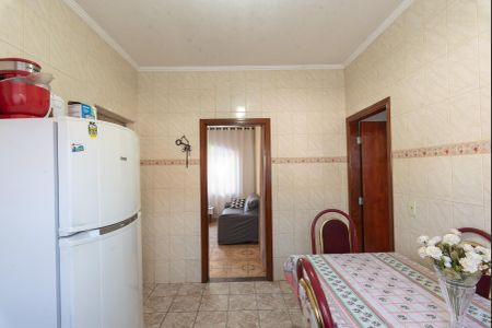 Casa à venda com 164m², 2 quartos e 4 vagas Casa à venda com 164m², 2 quartos e 4 vagasCopa