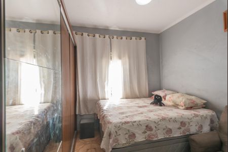 Casa à venda com 164m², 2 quartos e 4 vagas Casa à venda com 164m², 2 quartos e 4 vagasQuarto 1