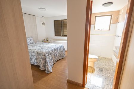 Apartamento à venda com 104m², 4 quartos e 2 vagasSuíte