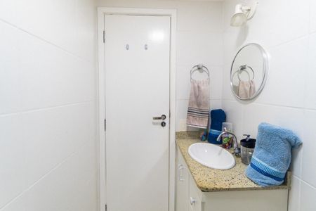 Apartamento à venda com 70m², 3 quartos e 1 vagaBanheiro 2