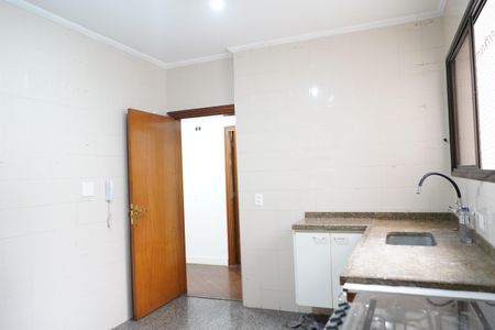 Apartamento à venda com 125m², 3 quartos e 2 vagasCozinha