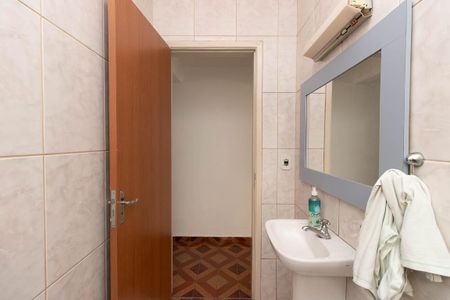 Casa à venda com 121m², 3 quartos e 2 vagas Casa à venda com 121m², 3 quartos e 2 vagasLavabo