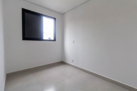 Quarto 1 de apartamento para alugar com 2 quartos, 32m² em Vila Carrão, São Paulo