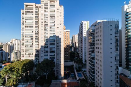 Apartamento à venda com 190m², 3 quartos e 4 vagas Apartamento à venda com 190m², 3 quartos e 4 vagasSuíte 2