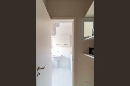 Apartamento à venda com 190m², 3 quartos e 4 vagas Apartamento à venda com 190m², 3 quartos e 4 vagasDespensa