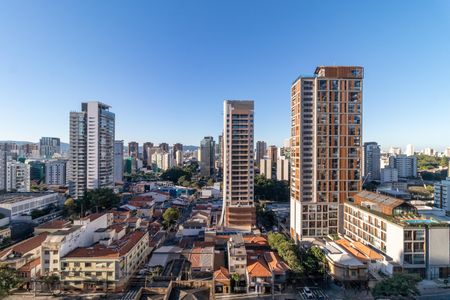 Apartamento à venda com 190m², 3 quartos e 4 vagas Apartamento à venda com 190m², 3 quartos e 4 vagasVista da Varanda