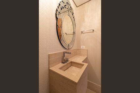 Apartamento à venda com 190m², 3 quartos e 4 vagas Apartamento à venda com 190m², 3 quartos e 4 vagasLavabo