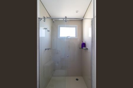 Apartamento à venda com 190m², 3 quartos e 4 vagas Apartamento à venda com 190m², 3 quartos e 4 vagasBanheiro da Suíte 1