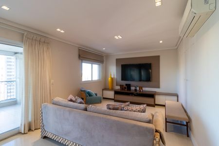 Apartamento à venda com 190m², 3 quartos e 4 vagas Apartamento à venda com 190m², 3 quartos e 4 vagasSala