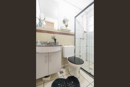 Apartamento à venda com 65m², 2 quartos e 1 vagaBanheiro Social