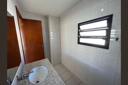 Apartamento para alugar com 175m², 3 quartos e 2 vagasBanheiro 2