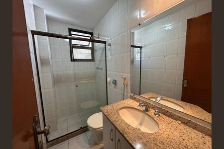 Apartamento para alugar com 175m², 3 quartos e 2 vagasBanheiro 1