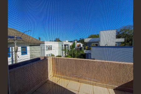 Casa de condomínio à venda com 175m², 3 quartos e 3 vagas Casa de condomínio à venda com 175m², 3 quartos e 3 vagasSacada