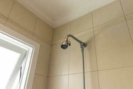 Casa de condomínio para alugar com 850m², 5 quartos e 5 vagas Casa de condomínio para alugar com 850m², 5 quartos e 5 vagasBanheiro da Suíte 3