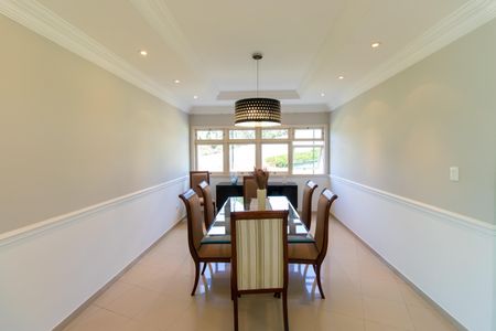 Casa de condomínio para alugar com 850m², 5 quartos e 5 vagas Casa de condomínio para alugar com 850m², 5 quartos e 5 vagasSala