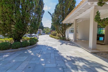 Casa de condomínio para alugar com 850m², 5 quartos e 5 vagas Casa de condomínio para alugar com 850m², 5 quartos e 5 vagasÁrea externa