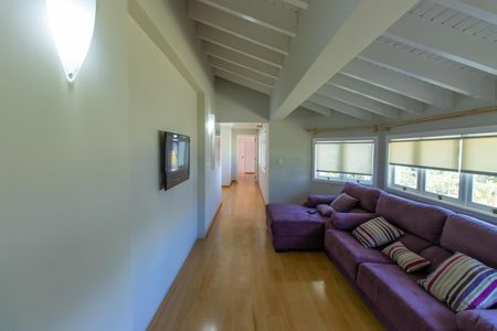 Casa de condomínio para alugar com 850m², 5 quartos e 5 vagas Casa de condomínio para alugar com 850m², 5 quartos e 5 vagasCorredor