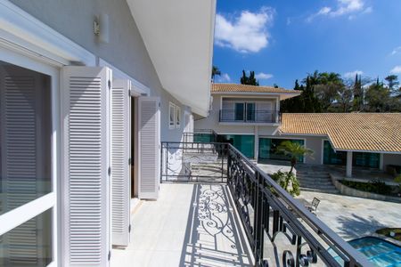 Casa de condomínio para alugar com 850m², 5 quartos e 5 vagas Casa de condomínio para alugar com 850m², 5 quartos e 5 vagasVaranda da Suíte 1, 2 e 3 e 4