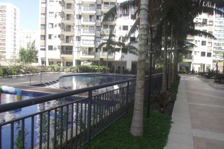 Apartamento à venda com 47m², 1 quarto e 1 vagaÁrea comum - Piscina