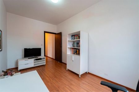 Casa à venda com 3 quartos, 160m² em Vila Arriete, São Paulo