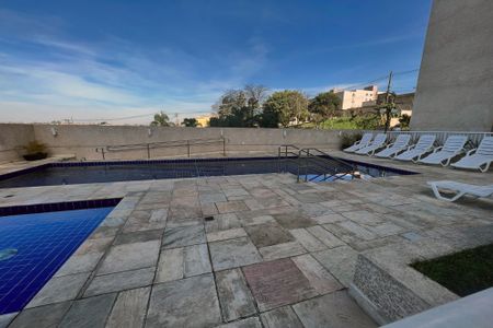 Apartamento para alugar com 43m², 2 quartos e 1 vaga Apartamento para alugar com 43m², 2 quartos e 1 vagaÁrea comum - Piscina