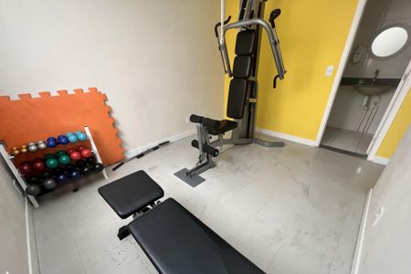 Apartamento para alugar com 43m², 2 quartos e 1 vaga Apartamento para alugar com 43m², 2 quartos e 1 vagaÁrea comum - Academia