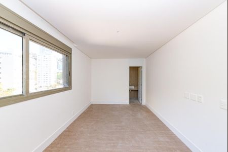 Apartamento à venda com 323m², 4 quartos e 4 vagasSuíte 4