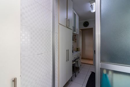 Apartamento à venda com 77m², 3 quartos e 2 vagas Apartamento à venda com 77m², 3 quartos e 2 vagasÁrea de Serviço