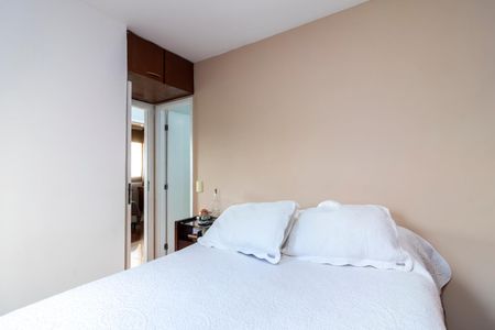 Apartamento à venda com 77m², 3 quartos e 2 vagas Apartamento à venda com 77m², 3 quartos e 2 vagasSuíte