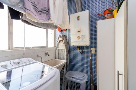 Apartamento à venda com 77m², 3 quartos e 2 vagas Apartamento à venda com 77m², 3 quartos e 2 vagasÁrea de Serviço