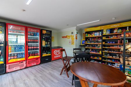 Apartamento à venda com 77m², 3 quartos e 2 vagas Apartamento à venda com 77m², 3 quartos e 2 vagasMercado 24h