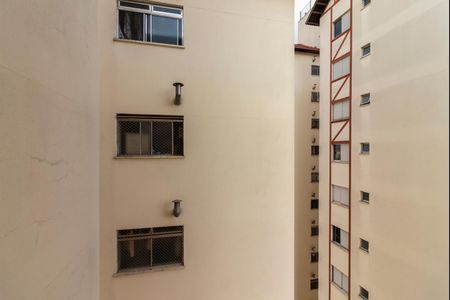 Apartamento à venda com 77m², 3 quartos e 2 vagas Apartamento à venda com 77m², 3 quartos e 2 vagasÁrea de Serviço - Vista