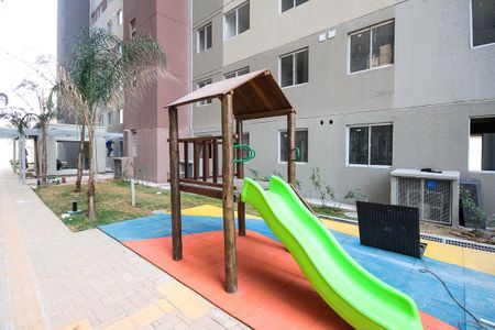 Apartamento para alugar com 37m², 2 quartos e sem vaga Apartamento para alugar com 37m², 2 quartos e sem vagaÁrea comum - Playground