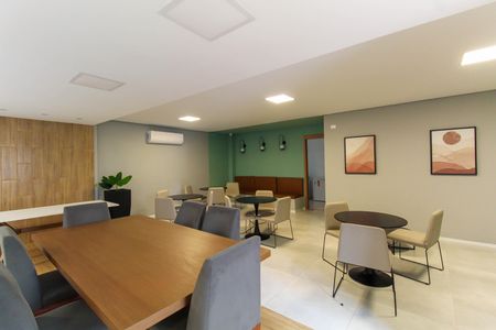 Apartamento à venda com 33m², 1 quarto e sem vaga Apartamento à venda com 33m², 1 quarto e sem vagaÁrea comum - Salão de festas