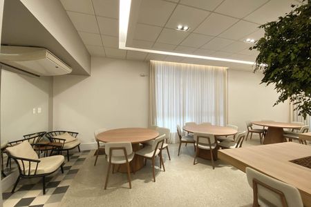 Apartamento para alugar com 220m², 3 quartos e 3 vagasÁrea comum - Salão de festas