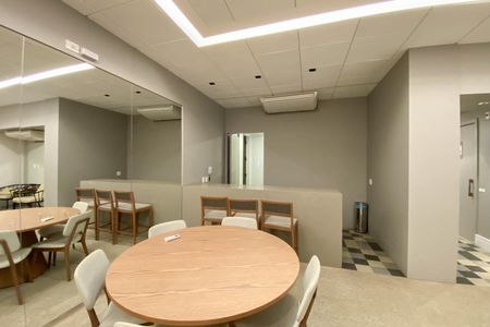 Apartamento para alugar com 220m², 3 quartos e 3 vagasÁrea comum - Salão de festas