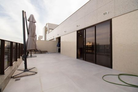 Apartamento para alugar com 220m², 3 quartos e 3 vagasPiscina