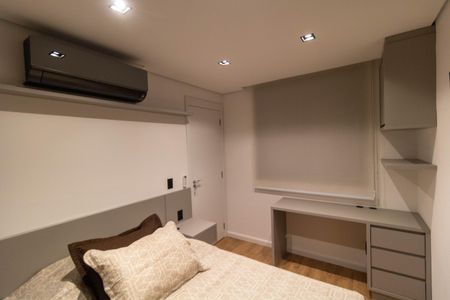 Apartamento à venda com 96m², 2 quartos e 2 vagas Apartamento à venda com 96m², 2 quartos e 2 vagasQuarto