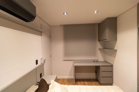 Apartamento à venda com 96m², 2 quartos e 2 vagas Apartamento à venda com 96m², 2 quartos e 2 vagasQuarto