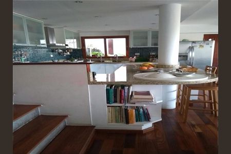 Casa à venda com 396m², 5 quartos e 4 vagas