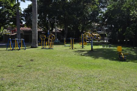 Casa de condomínio para alugar com 700m², 4 quartos e 6 vagasÁrea comum