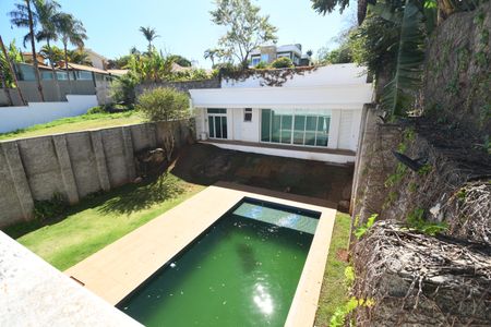 Casa de condomínio para alugar com 700m², 4 quartos e 6 vagasVista da Suíte 4